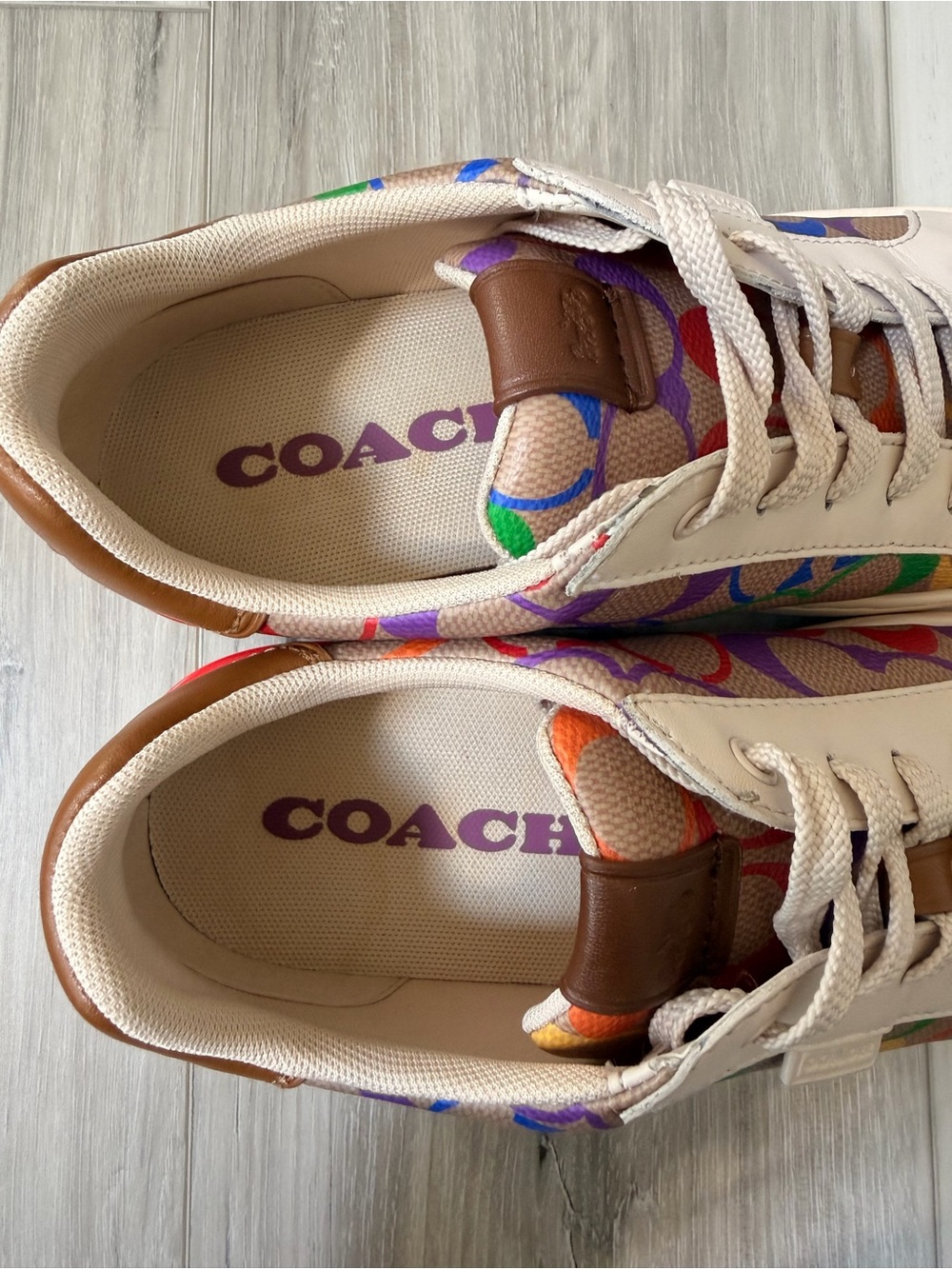 Coach Lowline Rainbow Signature Coated Canvas Sneakers Size 7.5 - Picture 6 of 13